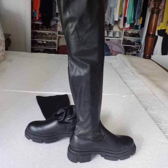 NEW Cape Robbin Tall Leather Boots - Picture 7 of 9